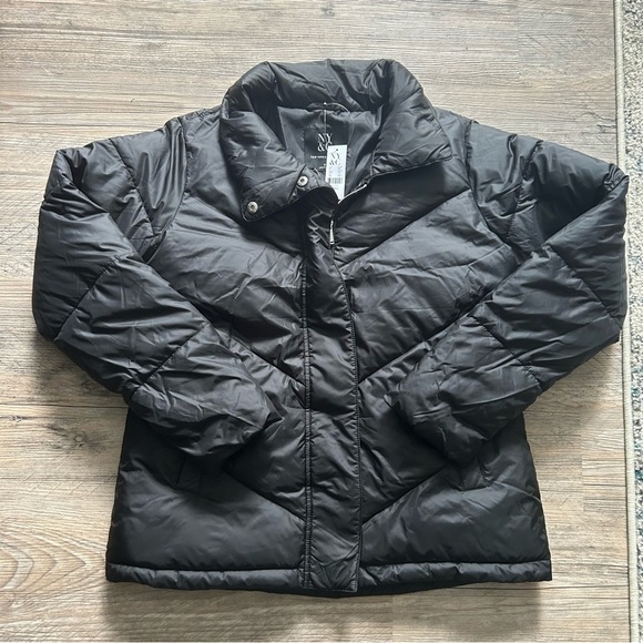 NWT New York and Company Short Zip-Front Puffer Jacket Ultra-Puff Collection - Picture 1 of 16